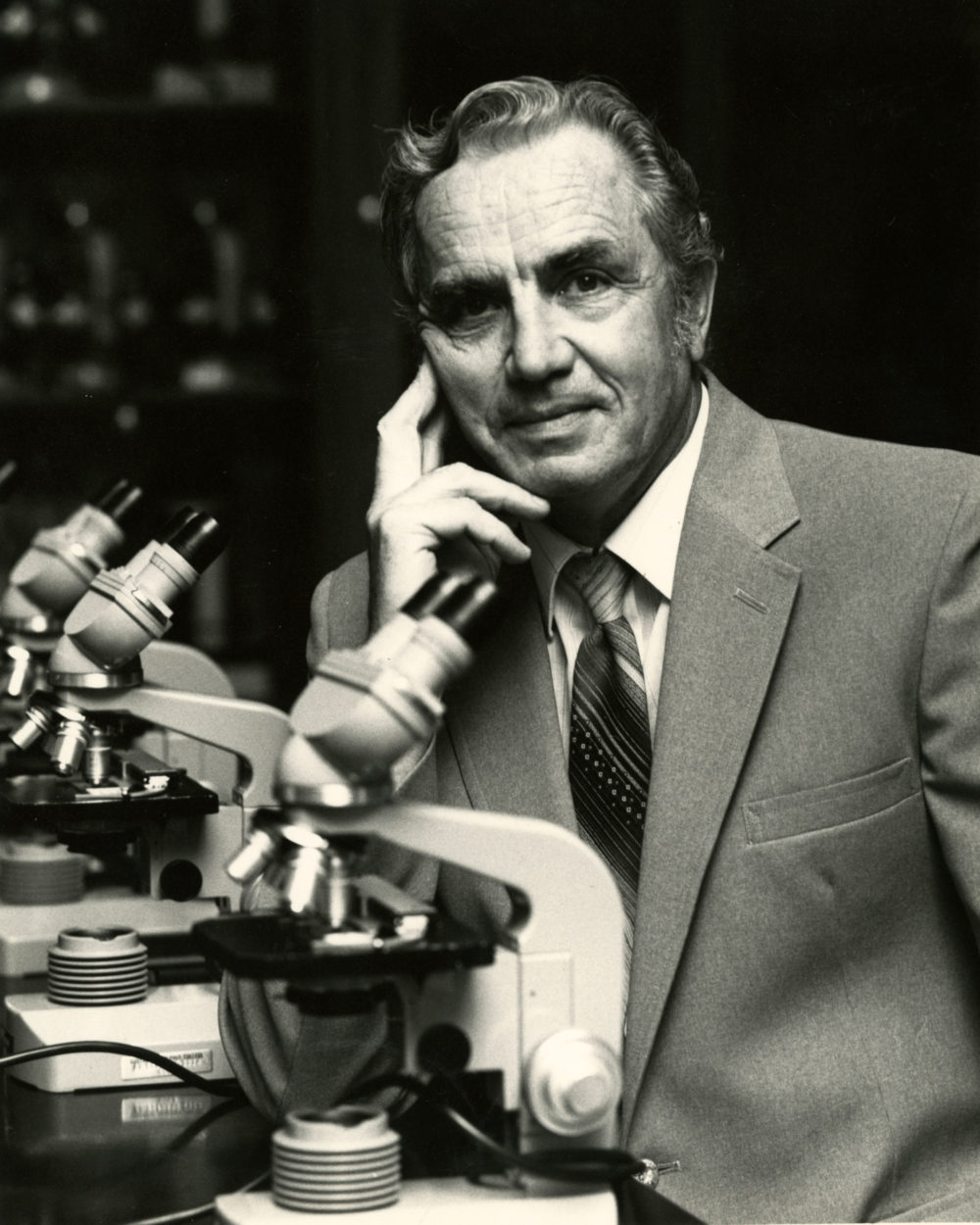 1985 Carlson Award Winner, Arthur Glass, Biology Department